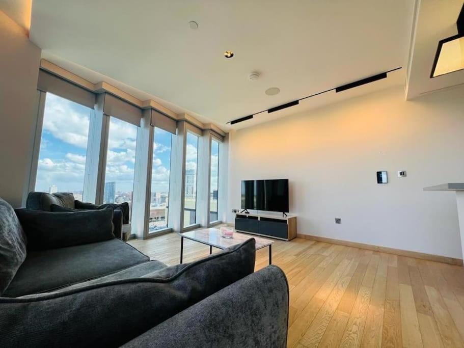 New Manhattan Loft Gardens Stratford London Kültér fotó