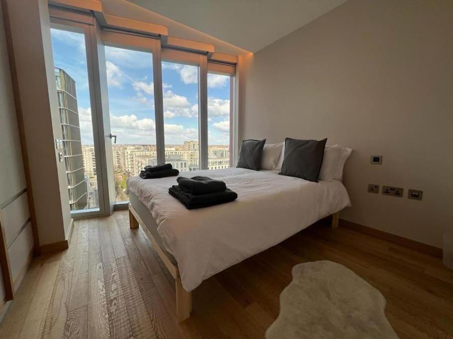 New Manhattan Loft Gardens Stratford London Kültér fotó